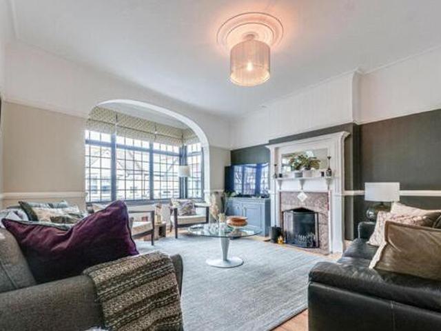 House for sale in Alton Barnes, Essex