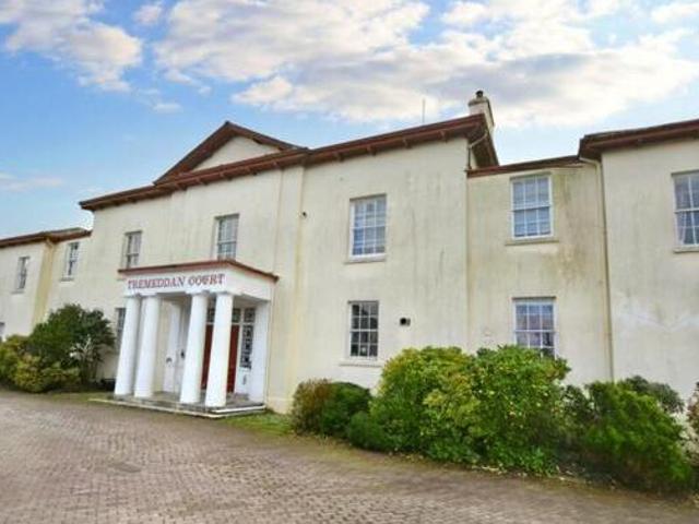 House for sale in Liskeard, Cornwall