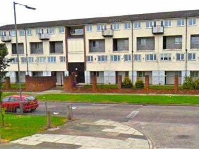 House for sale in Calderstones