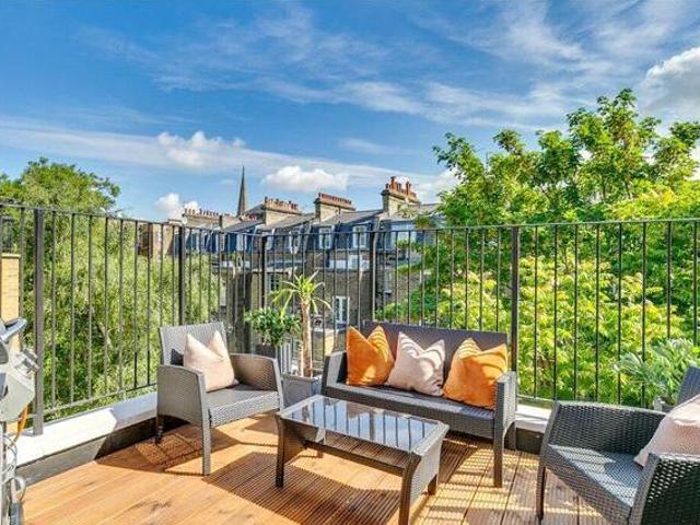 House for sale in Lyons, Greater London