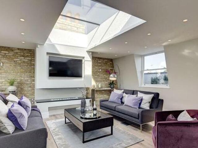 House for sale in Lyons, Greater London