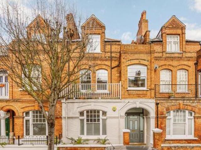 House for sale in Lyons, Greater London