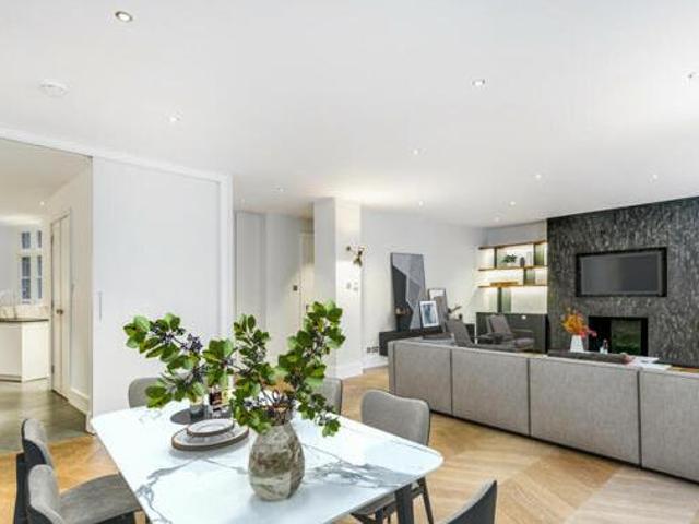 House for sale in City of London, Greater London