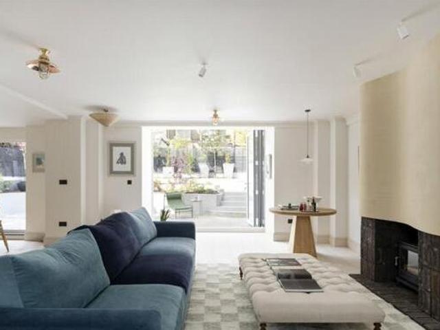 House for sale in Lyons, Greater London