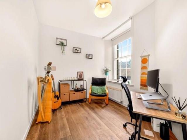 Apartment for sale in Haymarket, Scotland