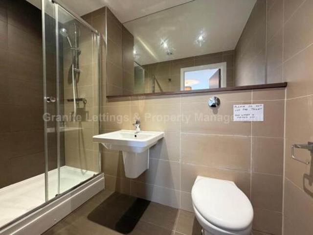 Apartment for sale in Salford, Greater Manchester