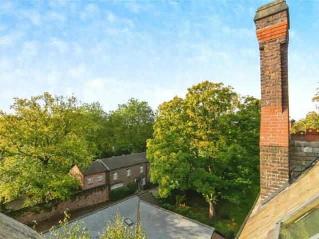 Apartment for sale in Calderstones