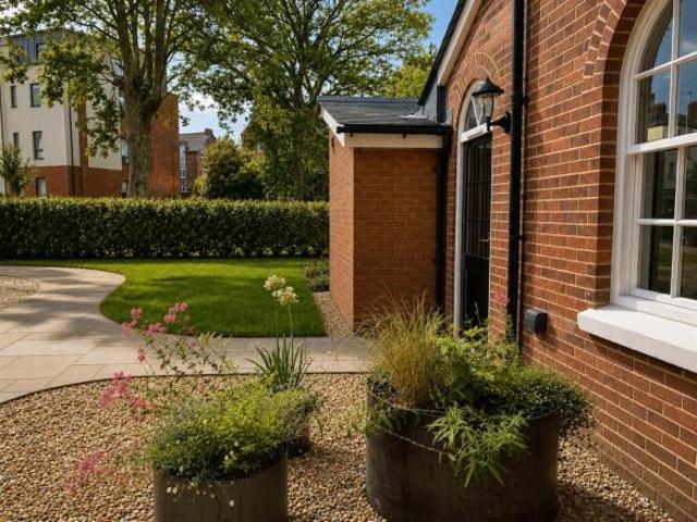 Apartment for sale in Watergate, Devon
