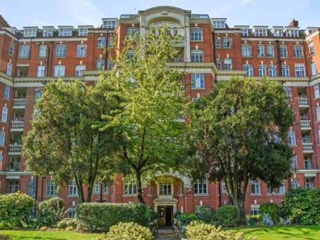 House for sale in City of London, Greater London