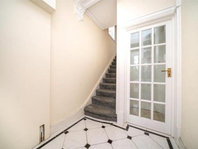 Apartment for sale in North Watford, Watford