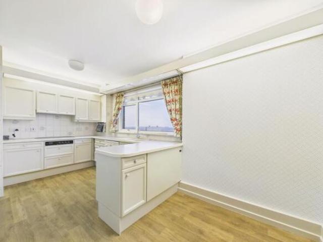 Apartment for sale in Gosforth, Tyne And Wear