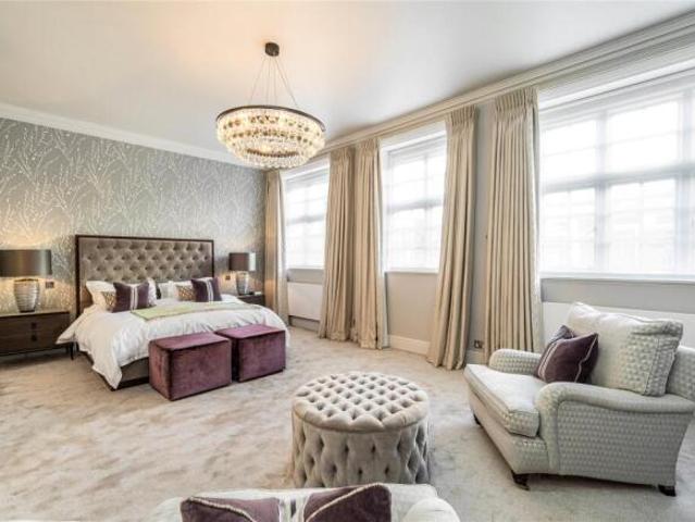 Apartment for sale in Cat Hill