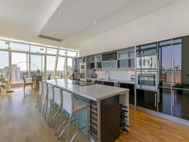 Apartment for sale in Salford, Greater Manchester