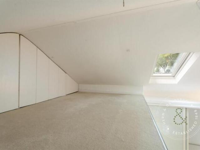 Apartment for sale in Plasnewydd, Cardiff