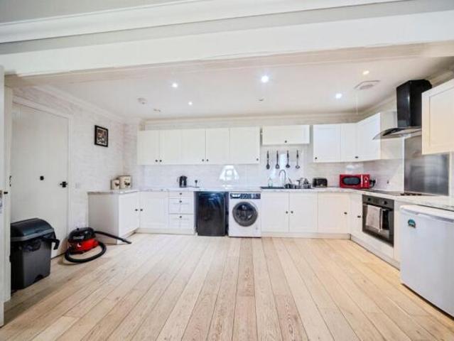 Apartment for sale in Old Wolverton, Milton Keynes