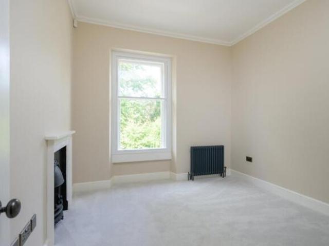 Apartment for sale in Bath, West of England