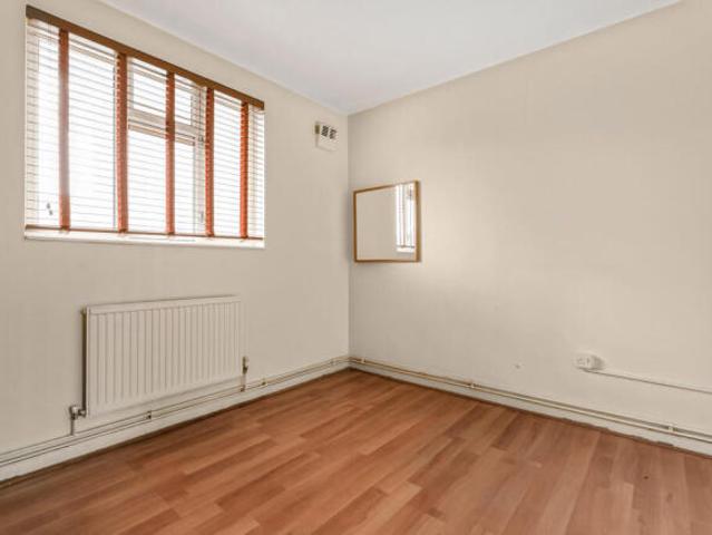 Apartment for sale in Bethnal Green, Greater London