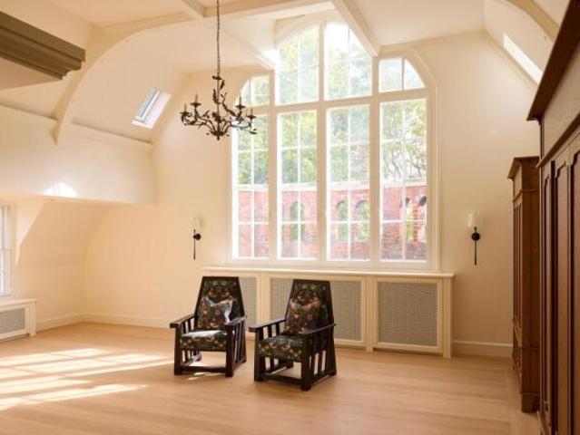 Apartment for sale in Royal Borough of Kensington and Chelsea, Greater London