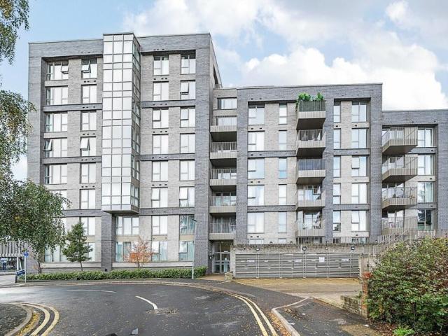 Apartment for sale in Watford