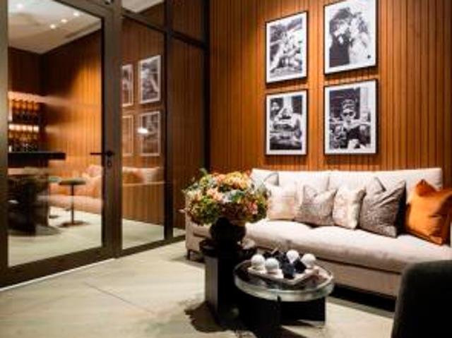 Apartment for sale in Bayswater, Greater London