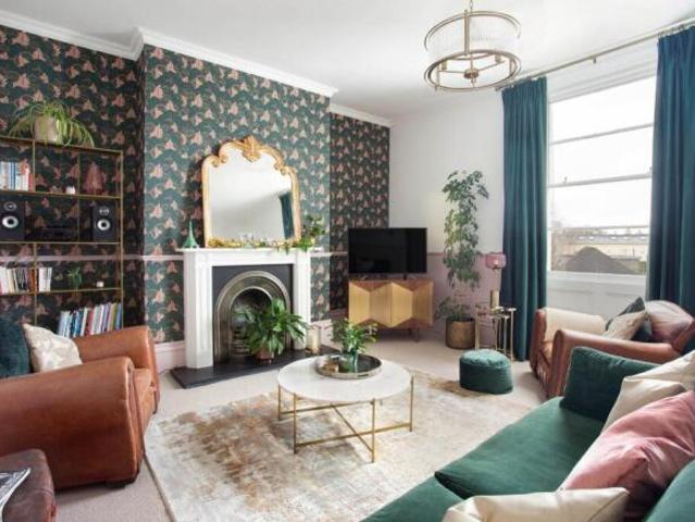 Apartment for sale in Golden Valley, Gloucestershire