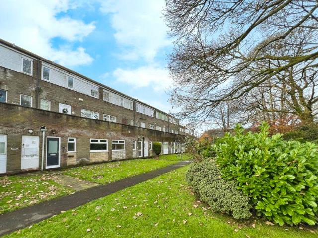 Apartment for sale in Astley Bridge