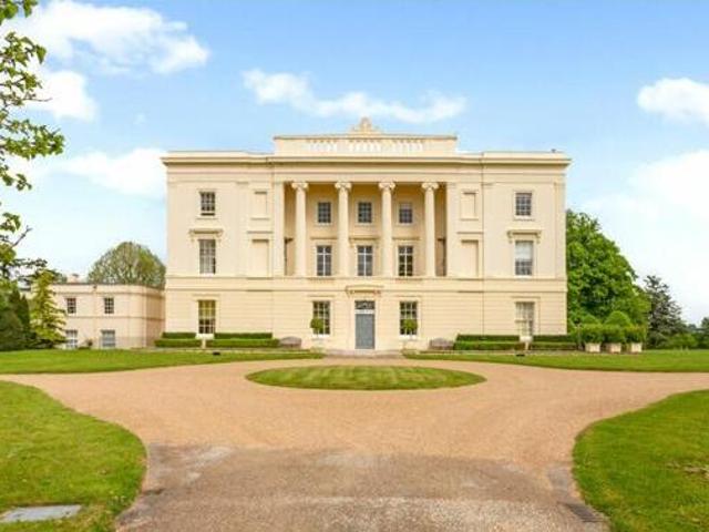 House for sale in Littlecote, West Sussex