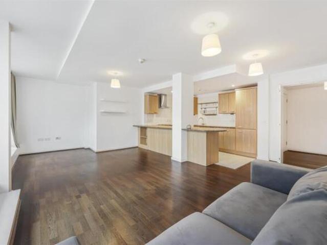 Apartment for sale in Putney, Greater London