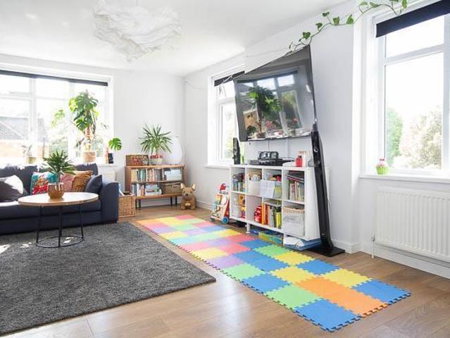 Apartment for sale in Cheltenham, Gloucestershire