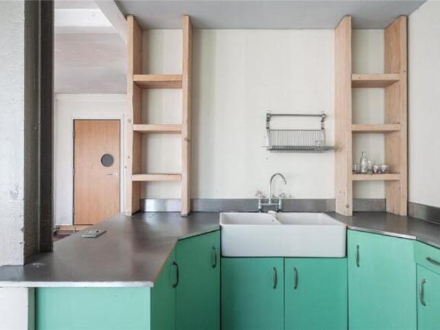 Apartment for sale in Cat Hill