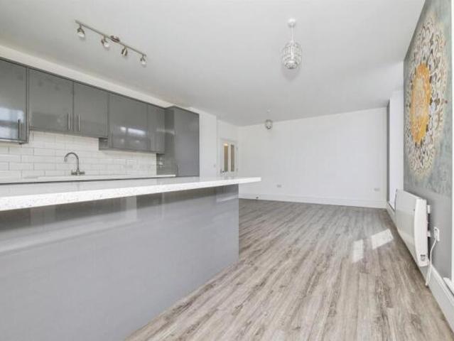 Apartment for sale in Key Street, Suffolk