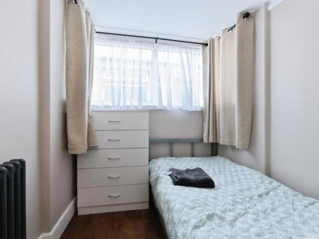 Apartment for sale in Talbot Village, Bournemouth