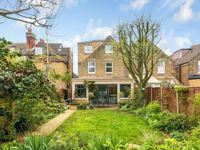 House for sale in Deepcut, Surrey