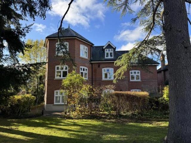 Apartment for sale in Reading