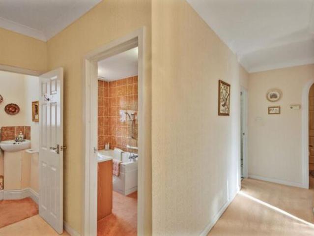 Apartment for sale in Folkestone, Folkestone and Hythe