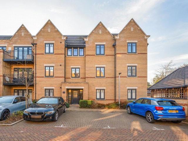 Apartment for sale in Watford