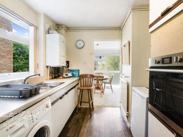 Apartment for sale in Greater London, England