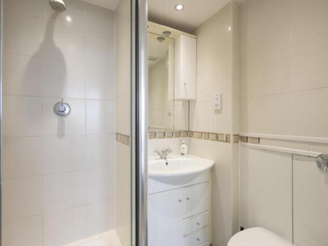 Apartment for sale in St. John's Wood, Greater London