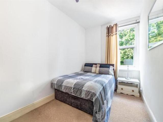 Apartment for sale in Gosforth, Tyne And Wear