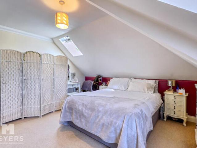 Apartment for sale in Bournemouth