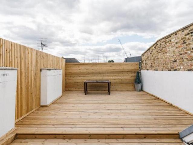 Apartment for sale in Cat Hill