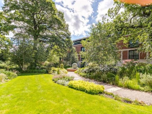 Apartment for sale in Cat Hill