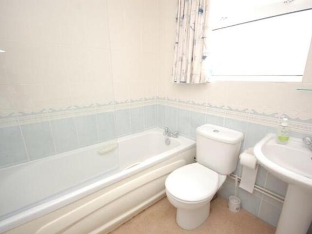 Apartment for sale in England