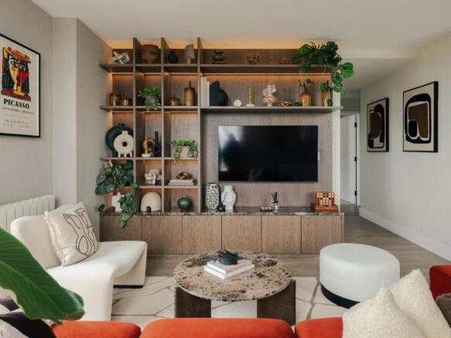 Apartment for sale in Cat Hill