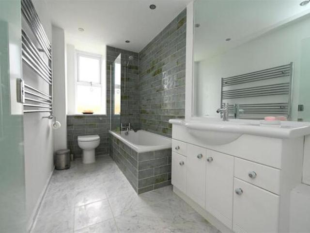Apartment for sale in Edgbaston, West Midlands