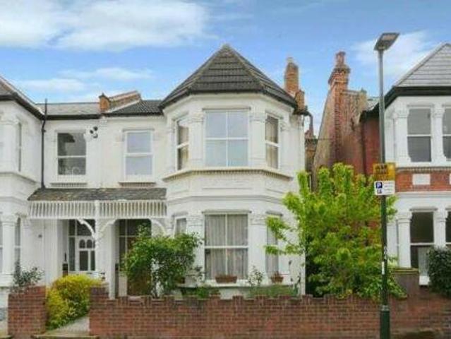 House for sale in Twickenham, Greater London