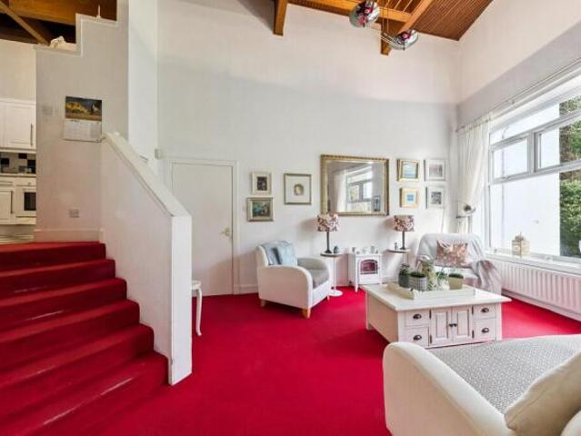 Apartment for sale in Dowanhill, Scotland