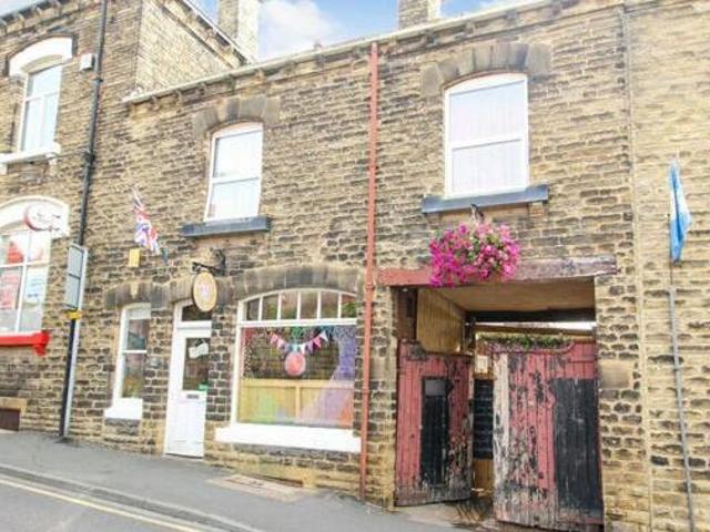House for sale in South Elmsall, West Yorkshire