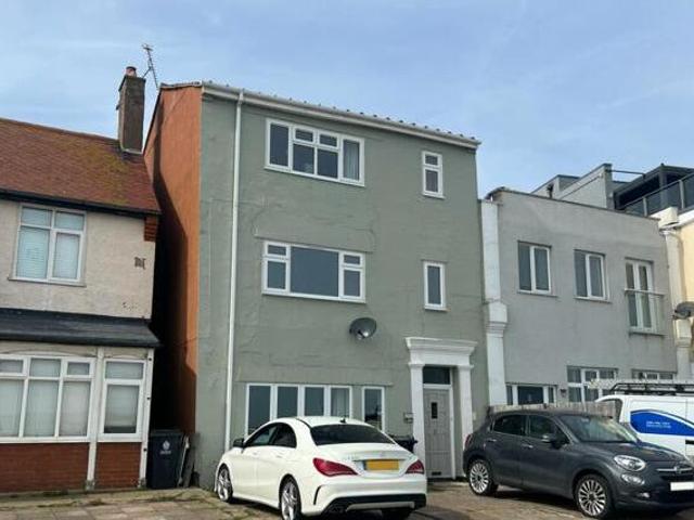 House for sale in Frinton and Walton, Dale Hill