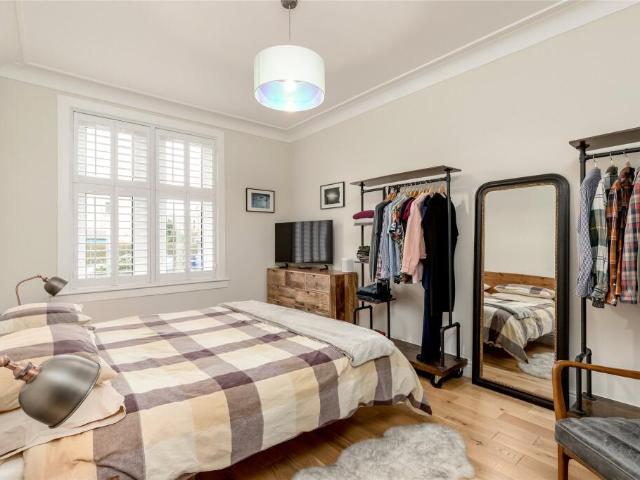 Apartment for sale in Comely Bank, Scotland